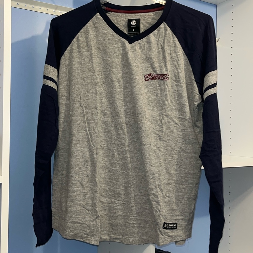 Long sleeve t-shirt